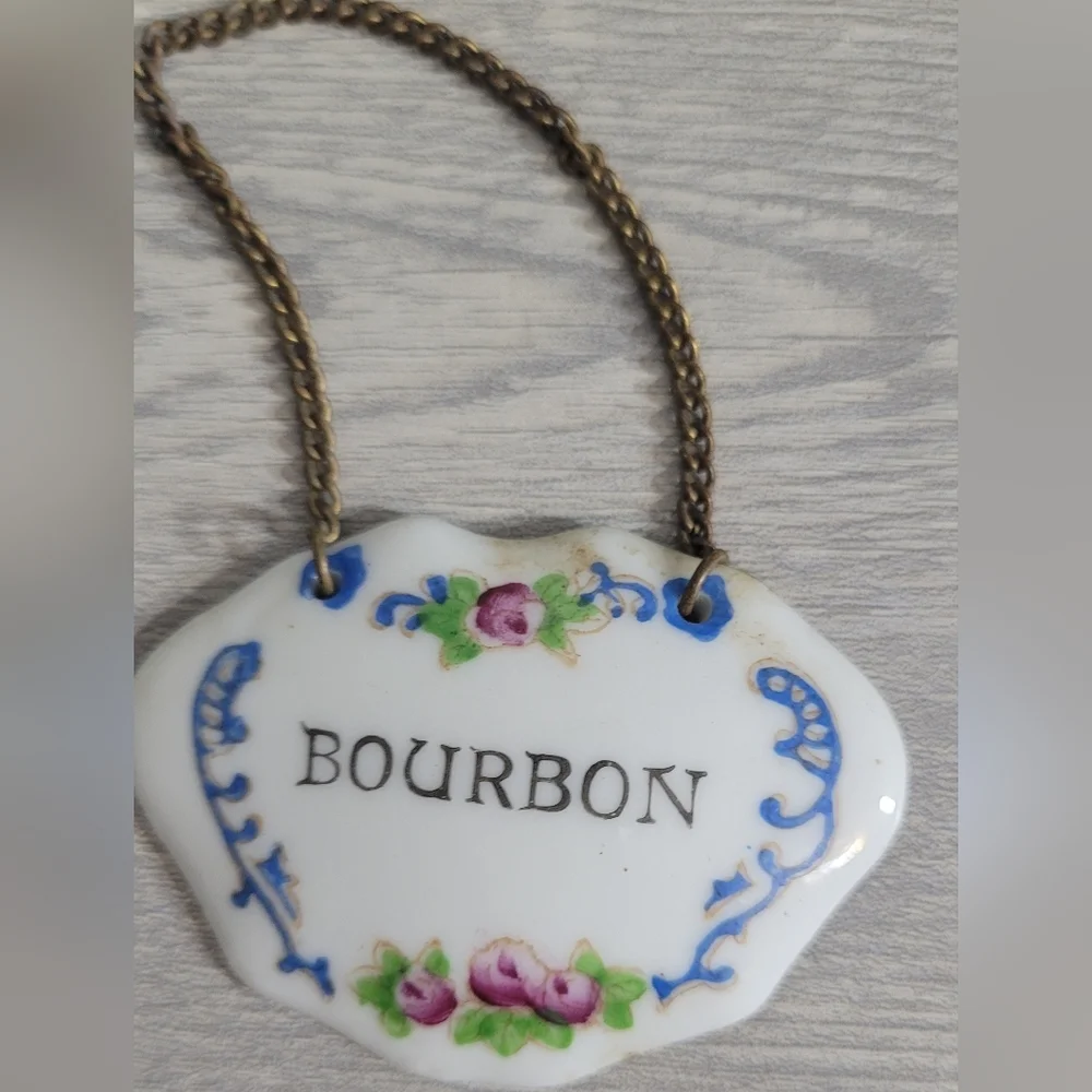 3 PAINTED PORCELAIN LIQUOR TAG LABELS SCOTCH & BOURBON VINTAGE JAPAN